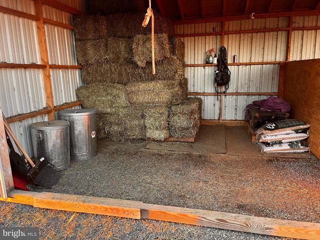 151 TOBIAS RD, Bernville, PA 19506