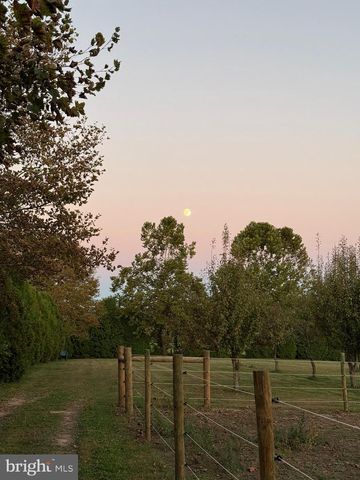 151 TOBIAS RD, Bernville, PA 19506