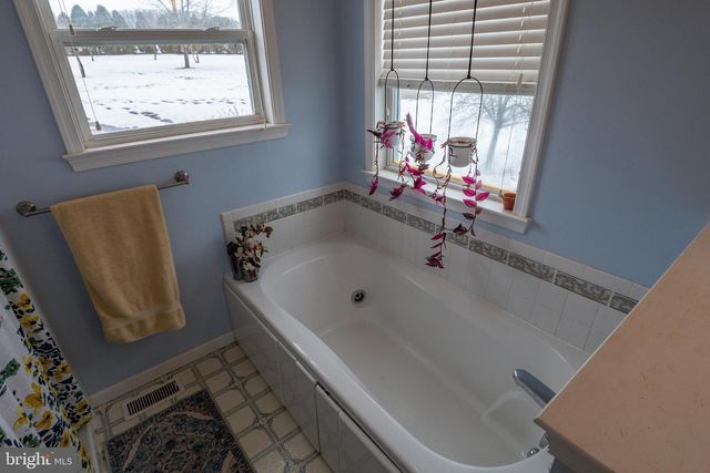 151 TOBIAS RD, Bernville, PA 19506