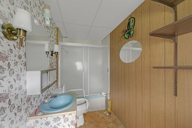 145 S McCune St, Benton, KS 67017