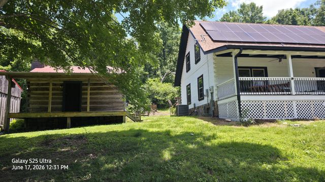 3771 Jimmy Gray Robinson Rd, Williamsport, TN 38487