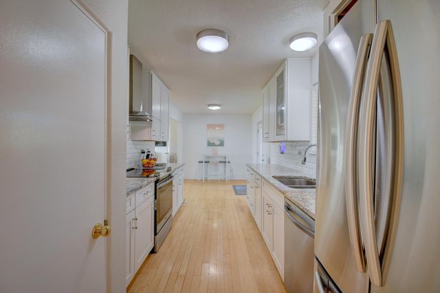 152 Vista Sierra Road, Edgewood, NM 87015