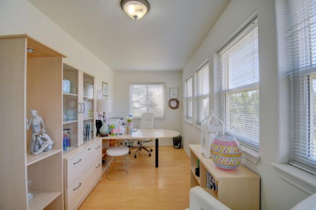 152 Vista Sierra Road, Edgewood, NM 87015