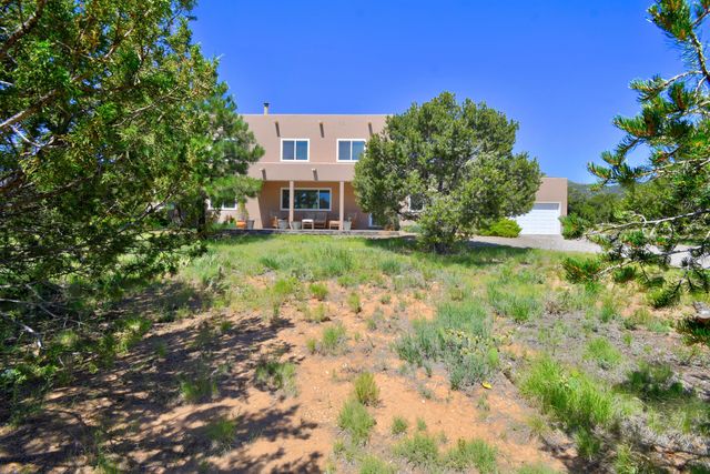 152 Vista Sierra Road, Edgewood, NM 87015