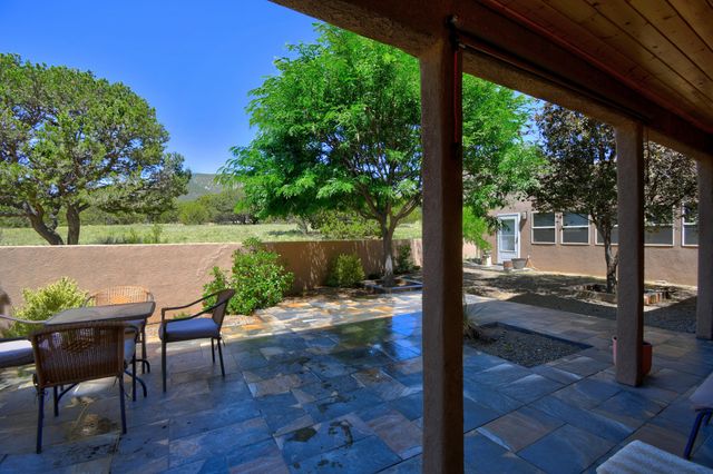 152 Vista Sierra Road, Edgewood, NM 87015