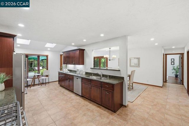 3244 Camino Diablo, Lafayette, CA 94545