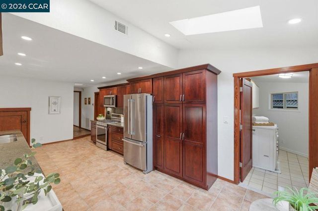 3244 Camino Diablo, Lafayette, CA 94545