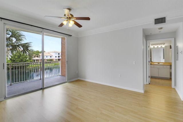 6206 Myrtlewood Circle W, Palm Beach Gardens, FL 33418