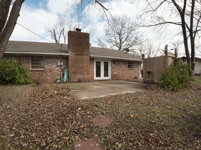 2202 G St SW, Miami, OK 74354