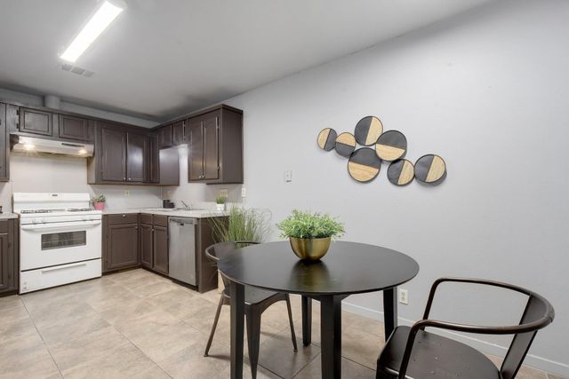 6209 Langham ST, Austin, TX 78741