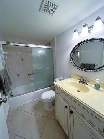1105 Bahama Bend A2, Coconut Creek, FL 33066