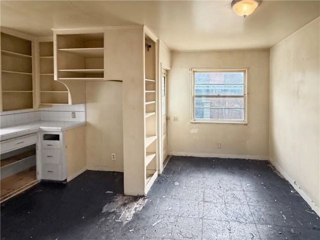 490 E Highland Avenue, Sierra Madre, CA 91024