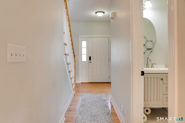 721 Ives Row, Cheshire, CT 06410