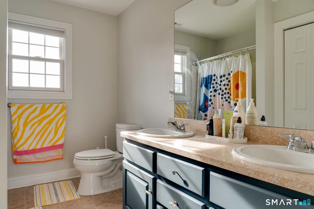 721 Ives Row, Cheshire, CT 06410