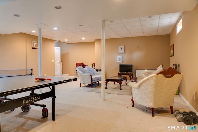 721 Ives Row, Cheshire, CT 06410