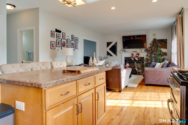 721 Ives Row, Cheshire, CT 06410