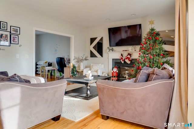 721 Ives Row, Cheshire, CT 06410