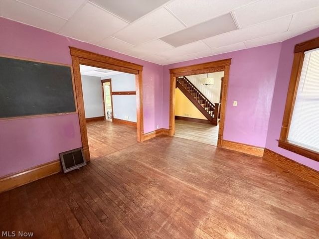 85 S Cleveland Avenue, Mogadore, OH 44260
