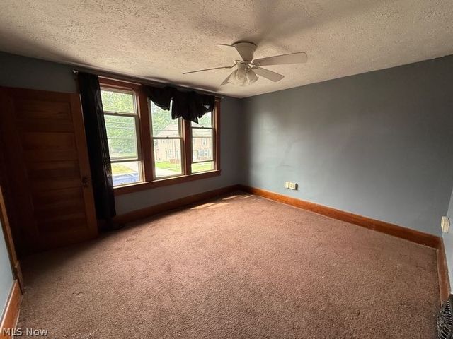 85 S Cleveland Avenue, Mogadore, OH 44260