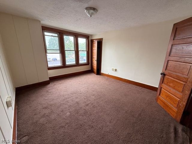 85 S Cleveland Avenue, Mogadore, OH 44260