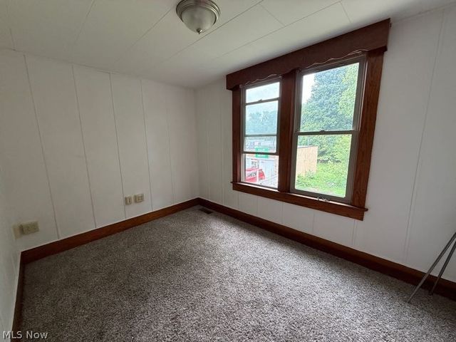 85 S Cleveland Avenue, Mogadore, OH 44260