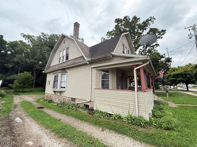 85 S Cleveland Avenue, Mogadore, OH 44260