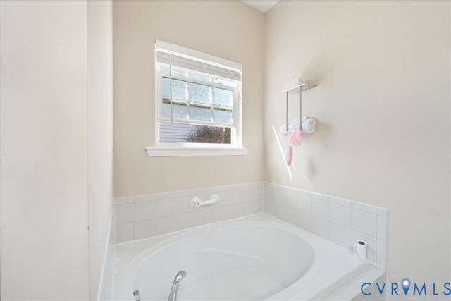 3801 Cannington Dr, Ampthill, VA 23237