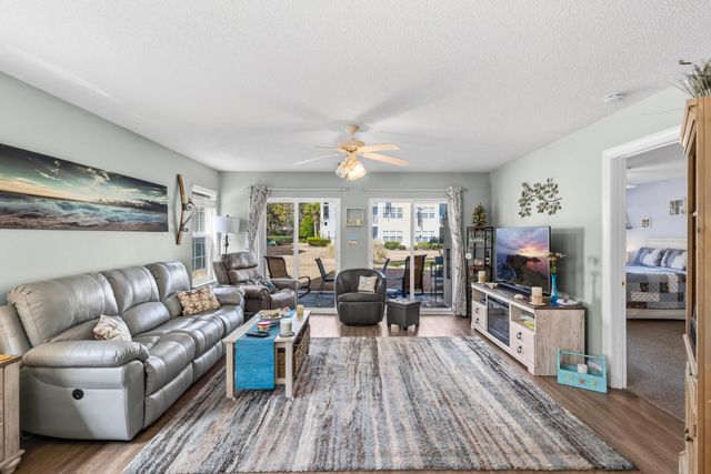 635 Woodmoor Dr Unit 101, Murrells Inlet, SC 29576