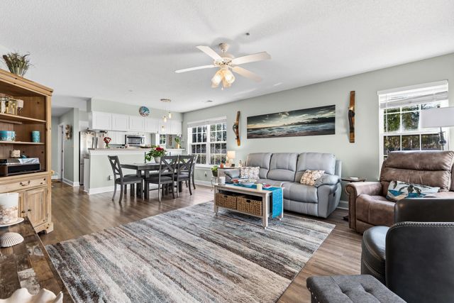 635 Woodmoor Dr Unit 101, Murrells Inlet, SC 29576