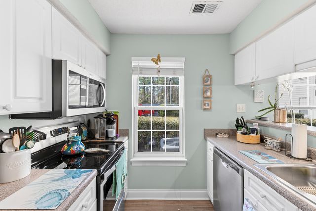 635 Woodmoor Dr Unit 101, Murrells Inlet, SC 29576