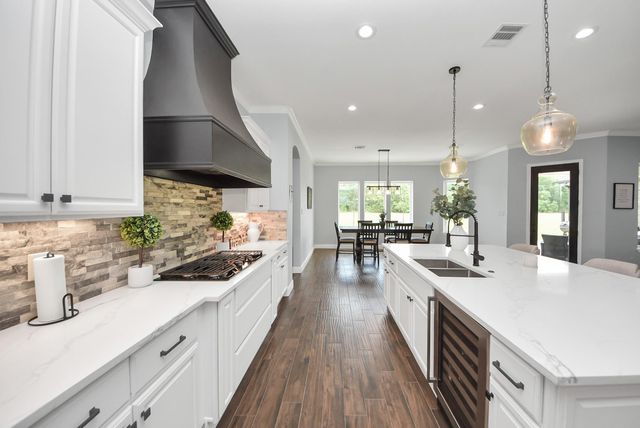 16626 Hamill Drive, Rosharon, TX 77583