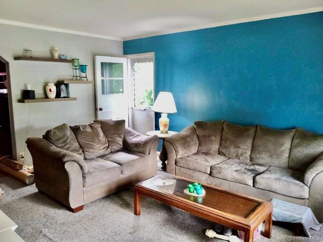 1207 Slabey Avenue, Valley Stream, NY 11580