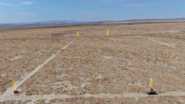 500 E Avenue E, Redman, CA 93535