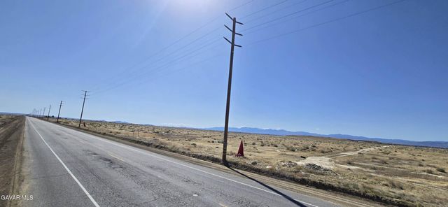 500 E Avenue E, Redman, CA 93535