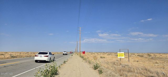 500 E Avenue E, Redman, CA 93535