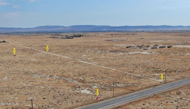 500 E Avenue E, Redman, CA 93535