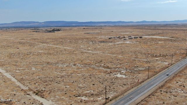 500 E Avenue E, Redman, CA 93535