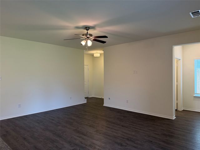 2237 Diamond Drive, Grand Prairie, TX 75051