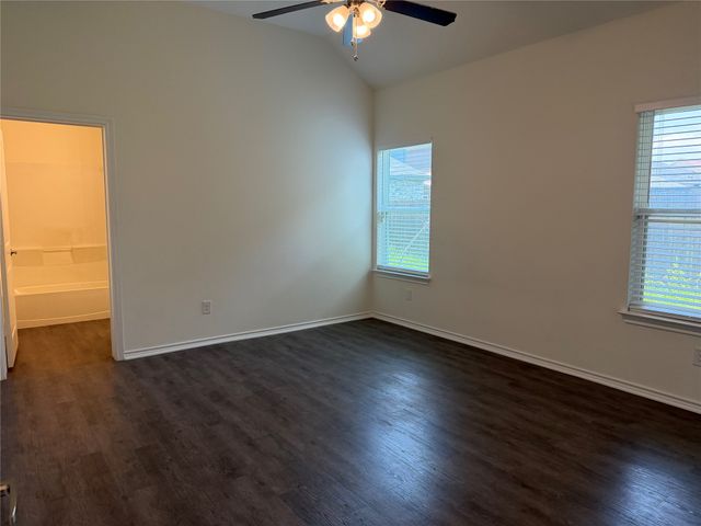 2237 Diamond Drive, Grand Prairie, TX 75051