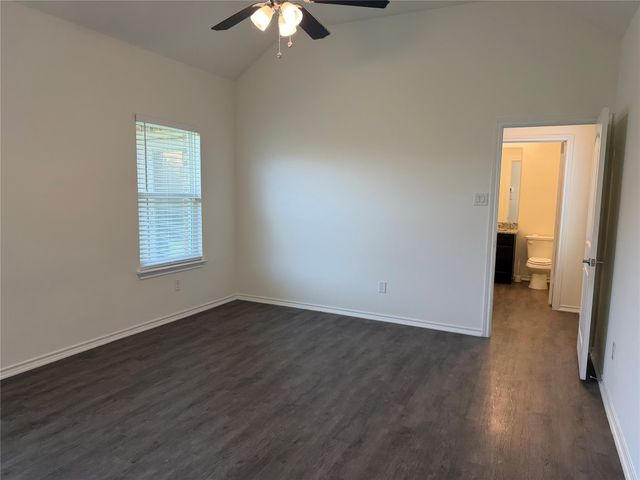 2237 Diamond Drive, Grand Prairie, TX 75051