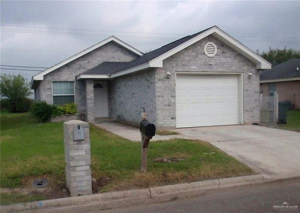 2031 Lake View E Drive, Mission, TX 78572