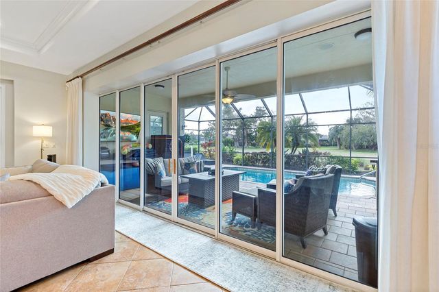 922 PRESERVATION STREET, Bradenton, FL 34208