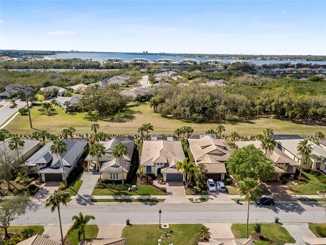 922 PRESERVATION STREET, Bradenton, FL 34208