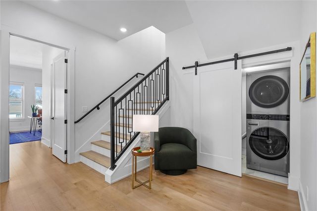 533 SW 5th Street, Bentonville, AR 72712