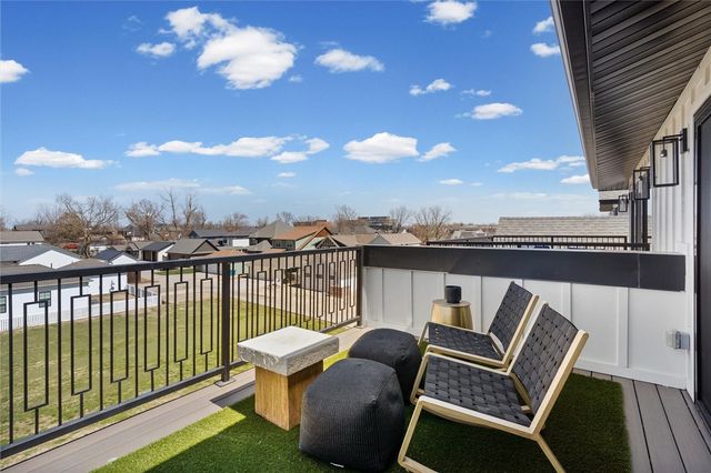 533 SW 5th Street, Bentonville, AR 72712