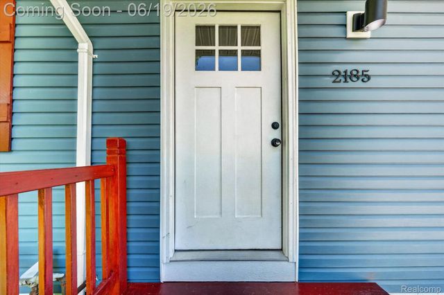 2185 N Channel Drive, Clay Township, MI 48028