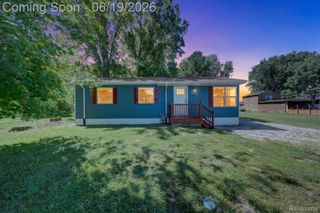 2185 N Channel Drive, Clay Township, MI 48028