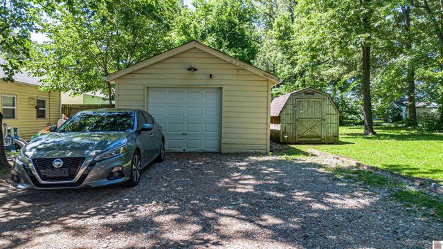 755 N 26th Street, Paducah, KY 42001