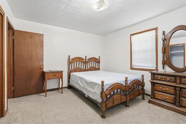 604 N Main Street, Elmore City, OK 73433