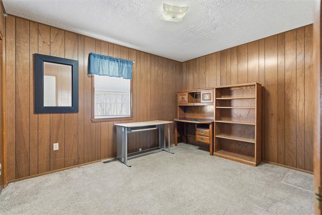 604 N Main Street, Elmore City, OK 73433